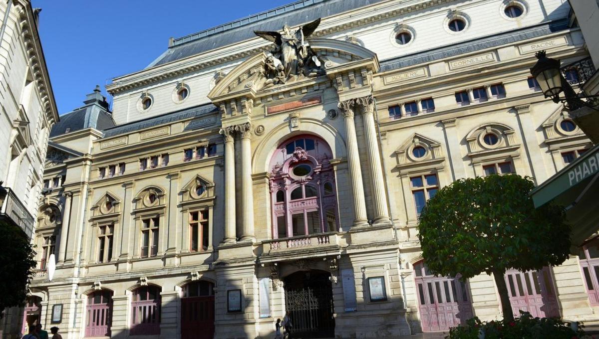 L'Historique / Basilique St Martin Apartment Tours Exterior photo